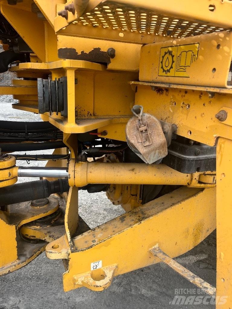 Volvo L 120 F Chargeuse sur pneus