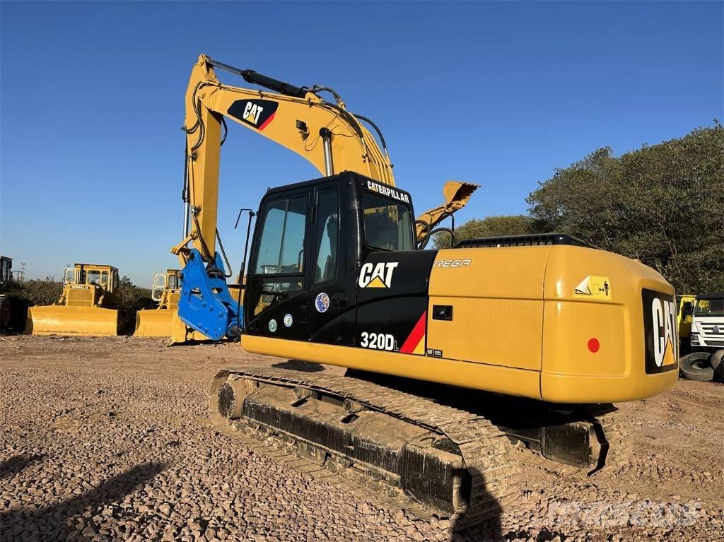CAT 320DL Pelle sur chenilles