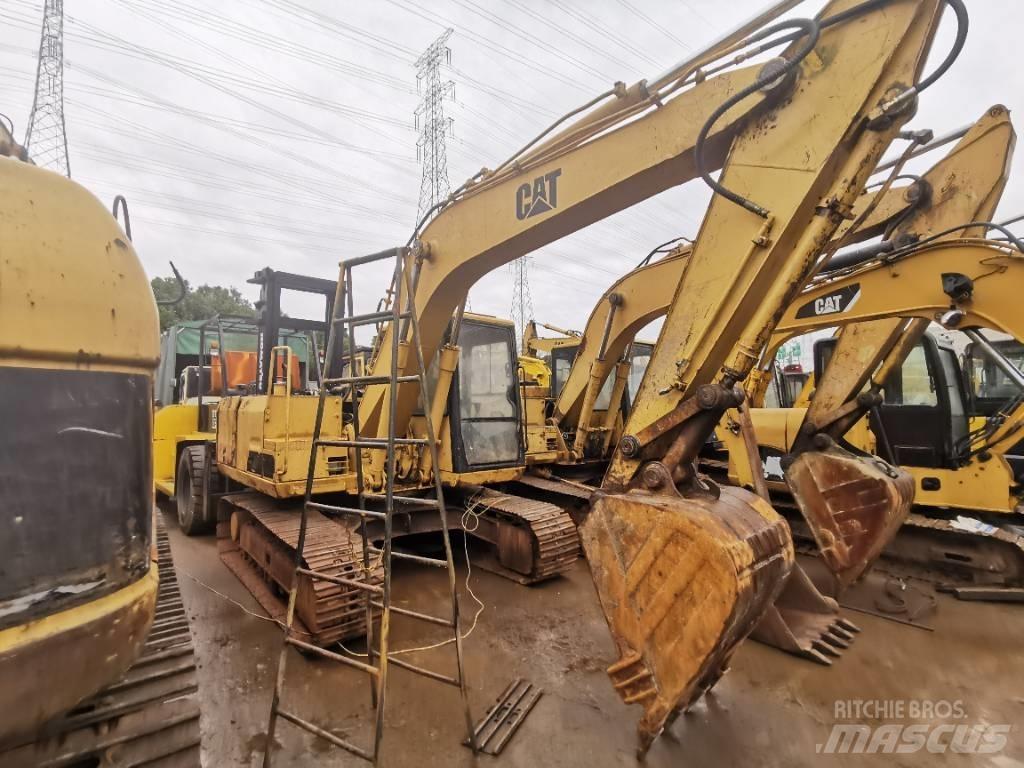 CAT E120B Pelle sur chenilles