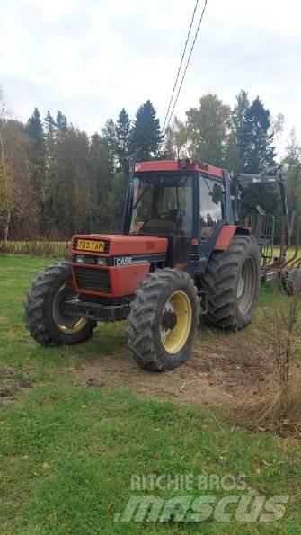 Case IH 845 XL Tracteur