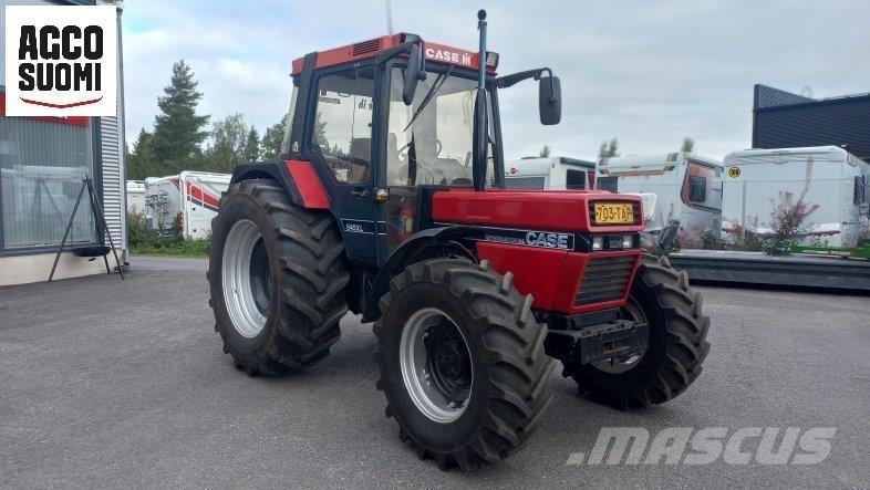 Case IH 845 XL Tracteur