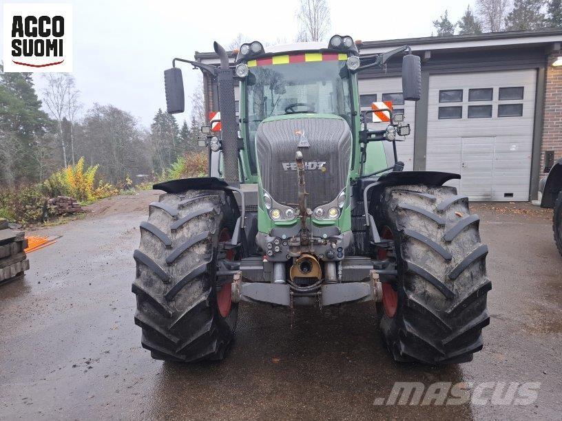 Fendt 828 Tracteur
