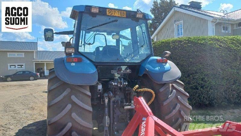 New Holland TM135 Tracteur