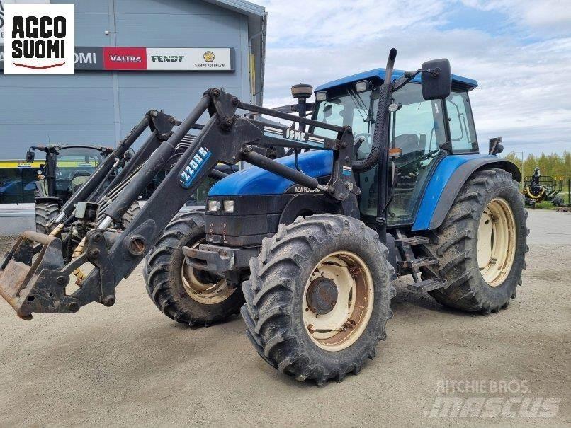New Holland TS115 Tracteur