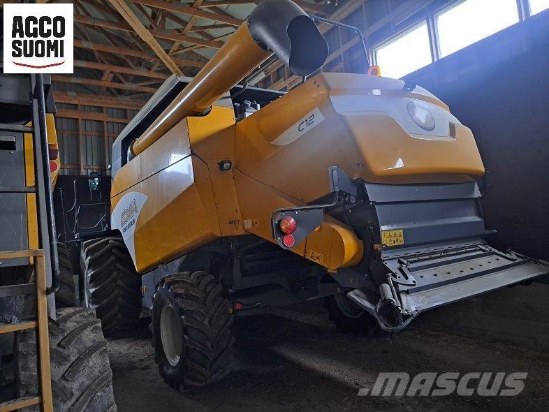 Sampo-Rosenlew C12 Moissonneuse batteuse