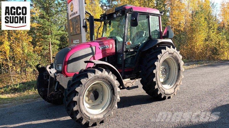 Valtra A92 Tracteur