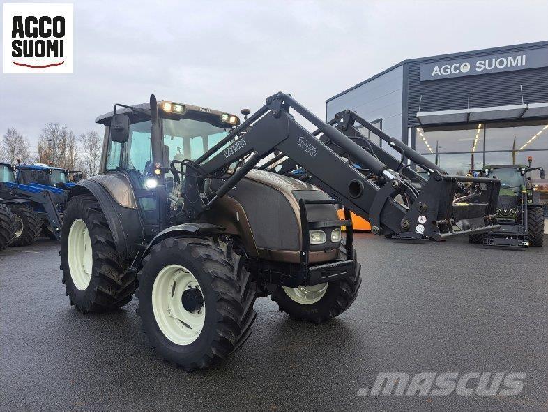 Valtra M120 Tracteur