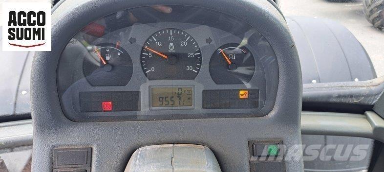Valtra N121 H Tracteur