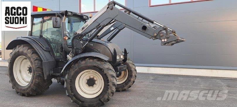 Valtra N121 HITECH Tracteur