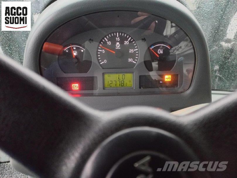 Valtra N141 H Tracteur