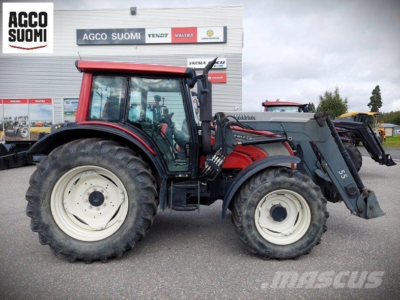 Valtra N141 HITECH Tracteur