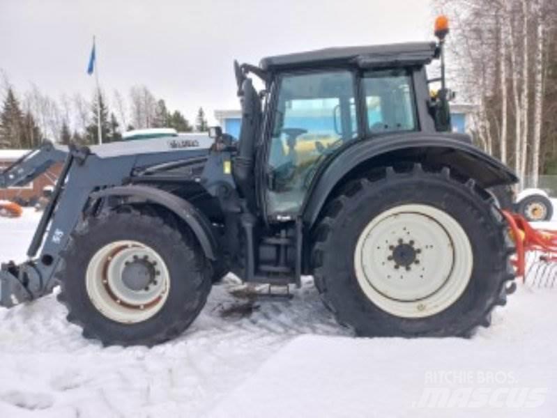 Valtra N142 DIRECT Tracteur