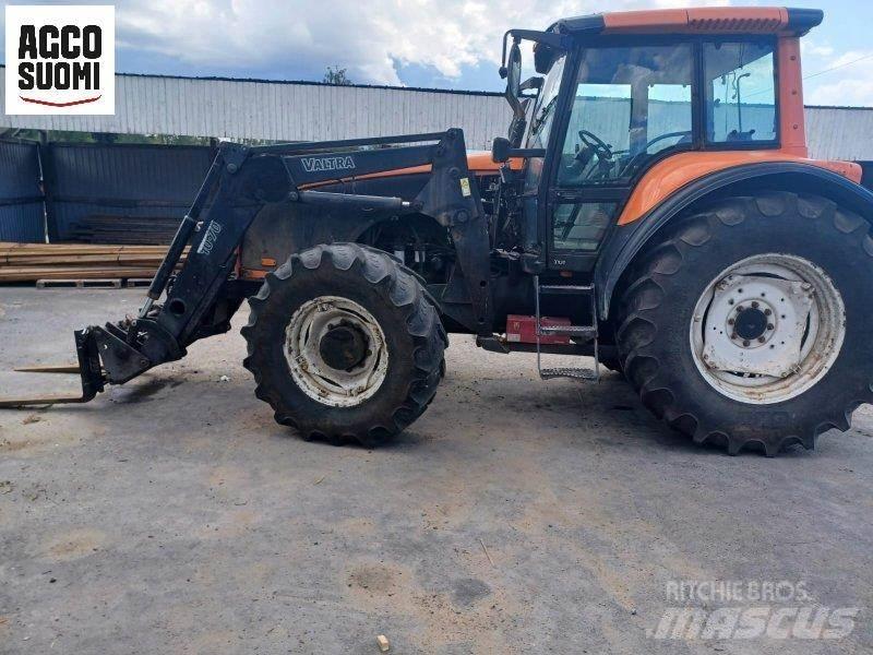 Valtra T130 CH Tracteur