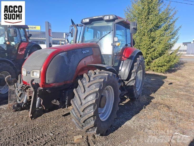 Valtra T150 Tracteur