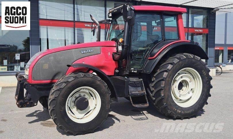 Valtra T151 A Tracteur