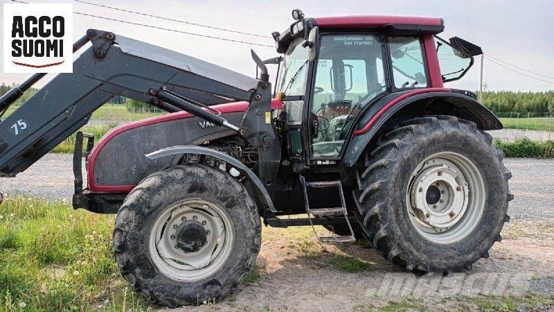 Valtra T151 H Tracteur