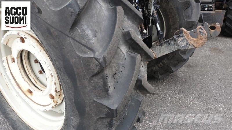Valtra T151 H Tracteur