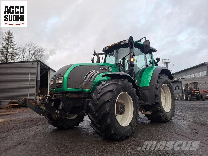 Valtra T162 VERSU Tracteur