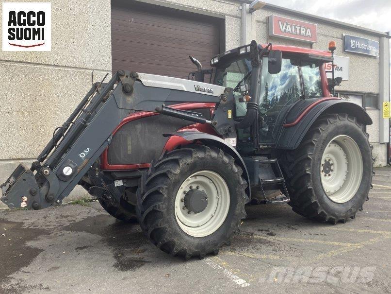Valtra T171 HITECH Tracteur