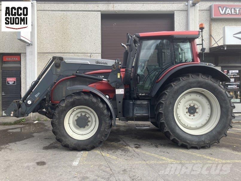 Valtra T171 HITECH Tracteur