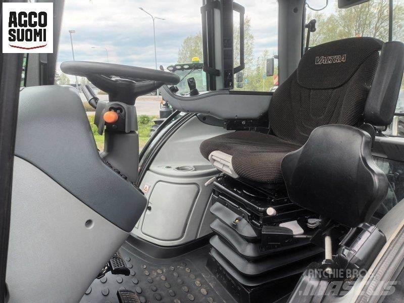 Valtra T213 VERSU Tracteur