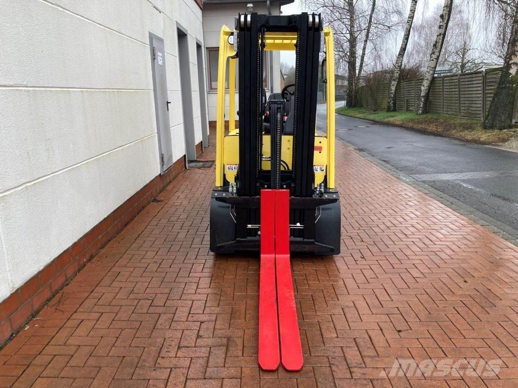 Hyster J 3.0 XN Chariots élévateurs électriques
