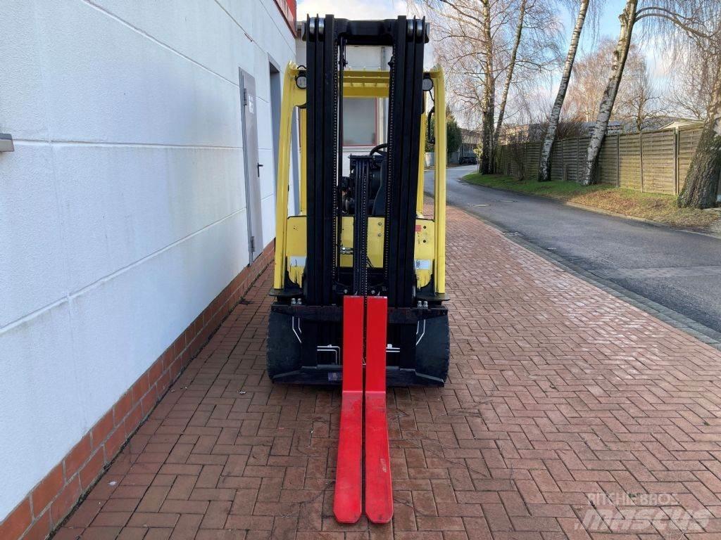 Hyster J 3.0 XN Chariots élévateurs électriques