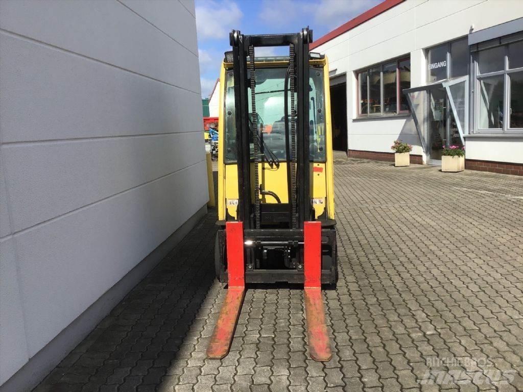 Hyster J 3.0 XN Chariots élévateurs électriques