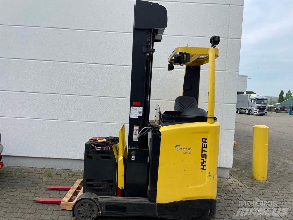 Hyster R 1.4 Chariot à mât rétractable