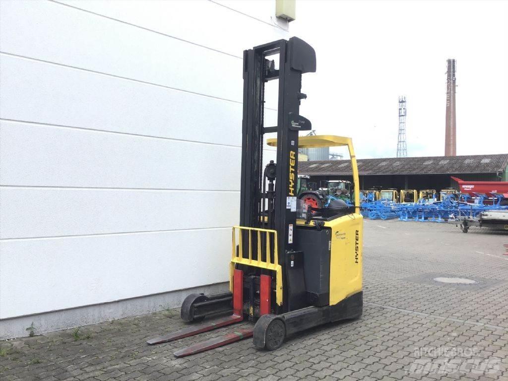 Hyster R 1.6 Chariot à mât rétractable