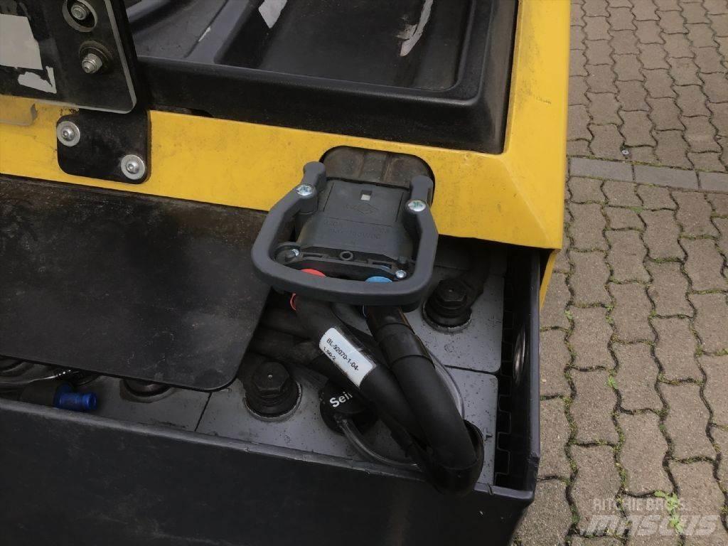 Hyster R 1.6 Chariot à mât rétractable