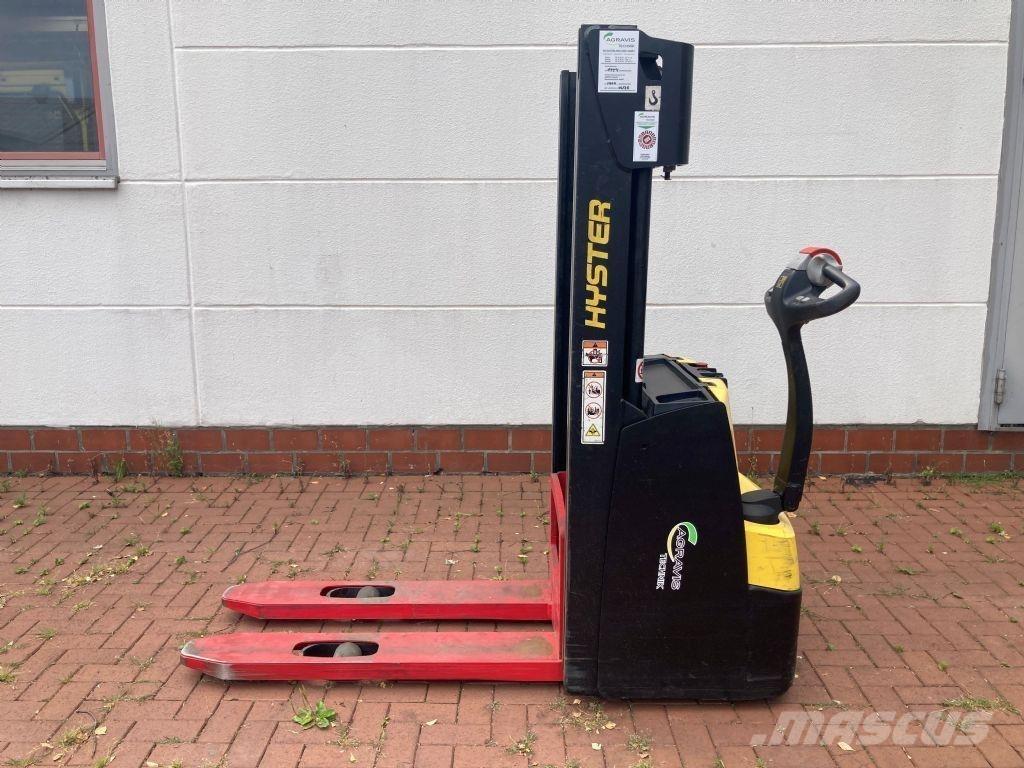 Hyster S 1.0 Gerbeur accompagnant
