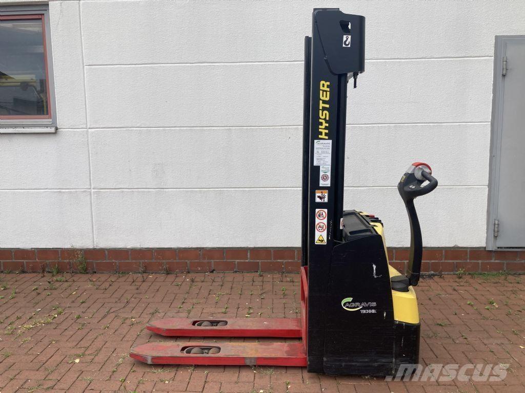 Hyster S 1.0 Gerbeur accompagnant