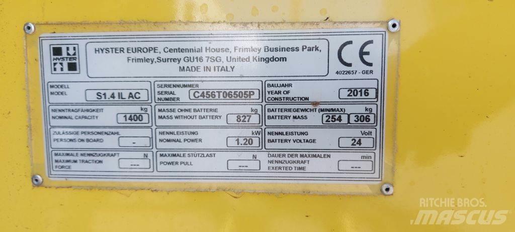 Hyster S 1.4 IL Gerbeur accompagnant