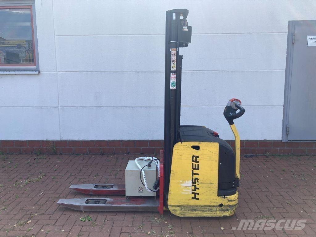 Hyster S 1.6 AC Gerbeur accompagnant