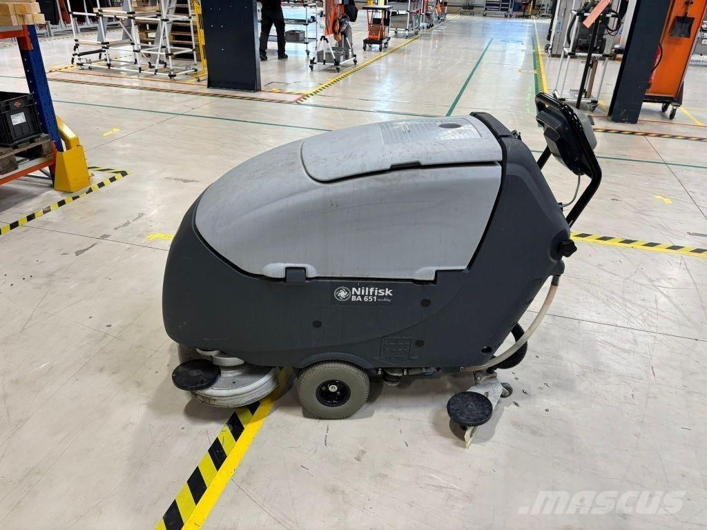 Nilfisk BA 651 Balayeuse / Autolaveuse