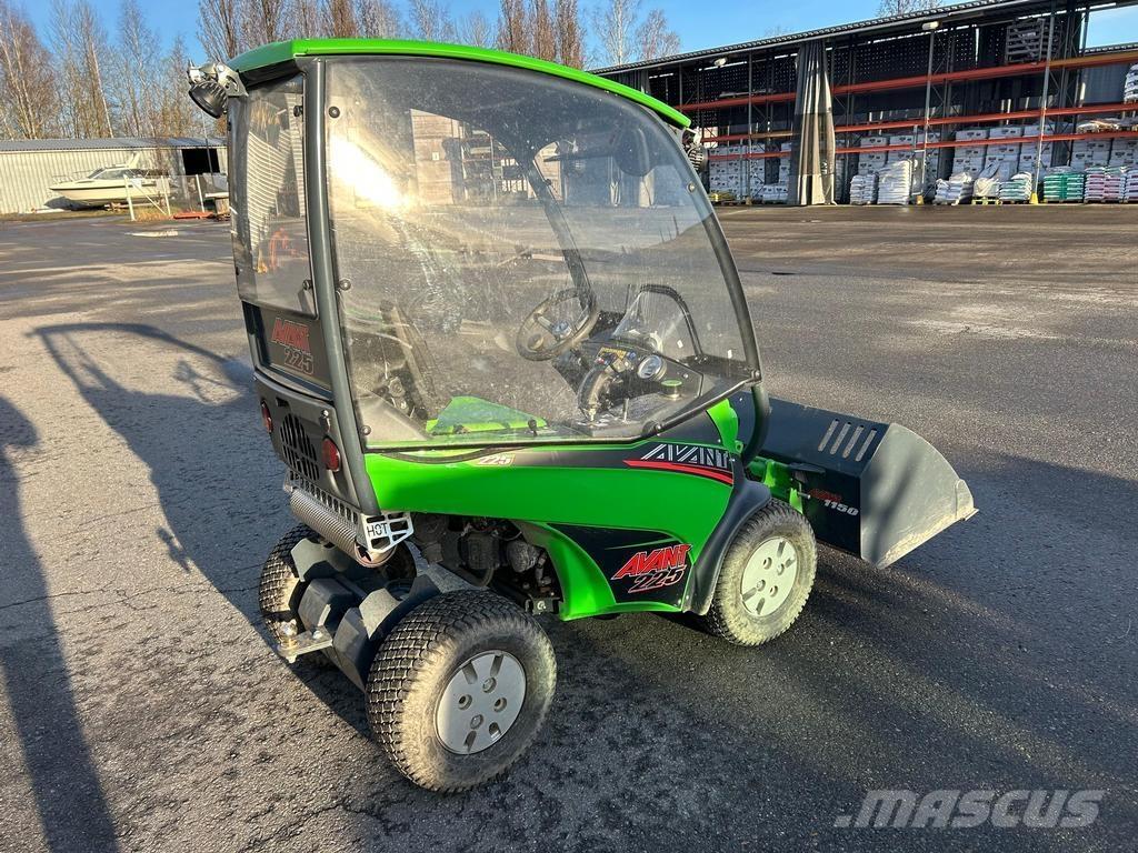 Avant 225 Chargeuse multifonction