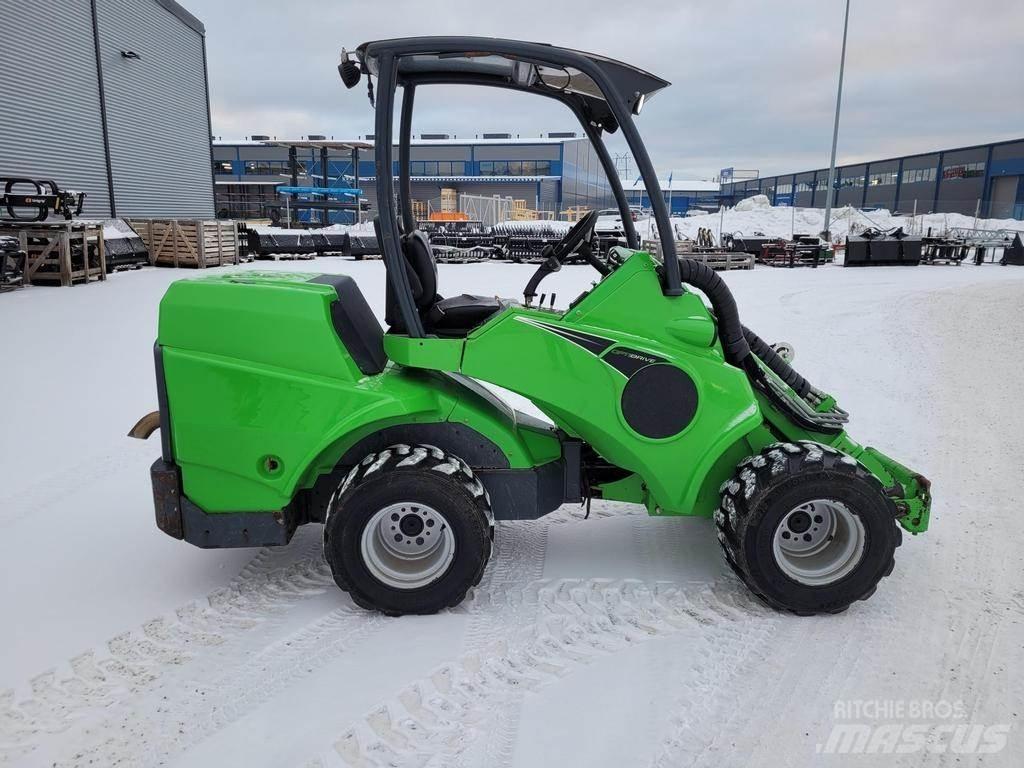 Avant 755 Chargeuse multifonction