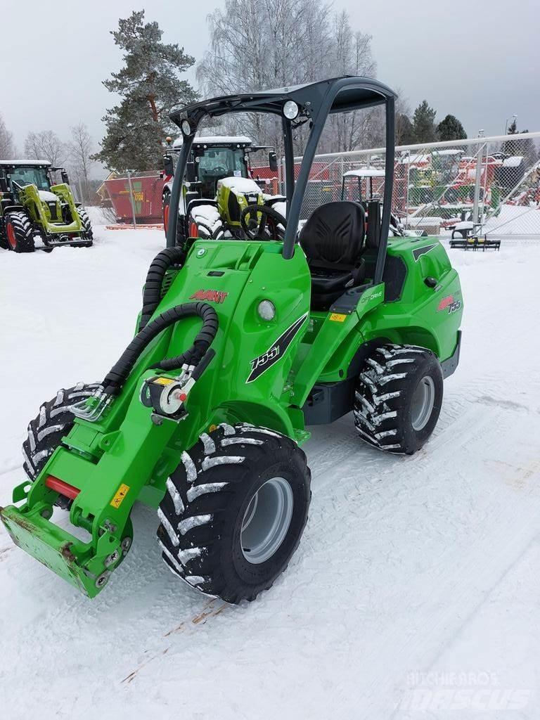 Avant 755 Chargeuse multifonction