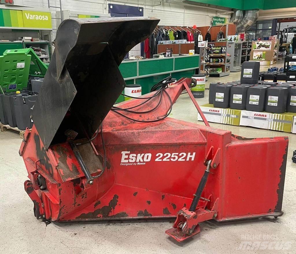 Esko 2252H Souffleuse à neige