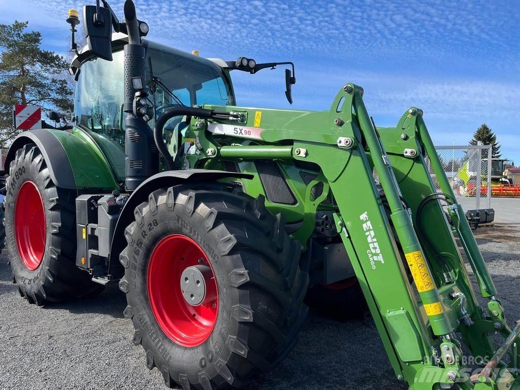Fendt 718 Tracteur