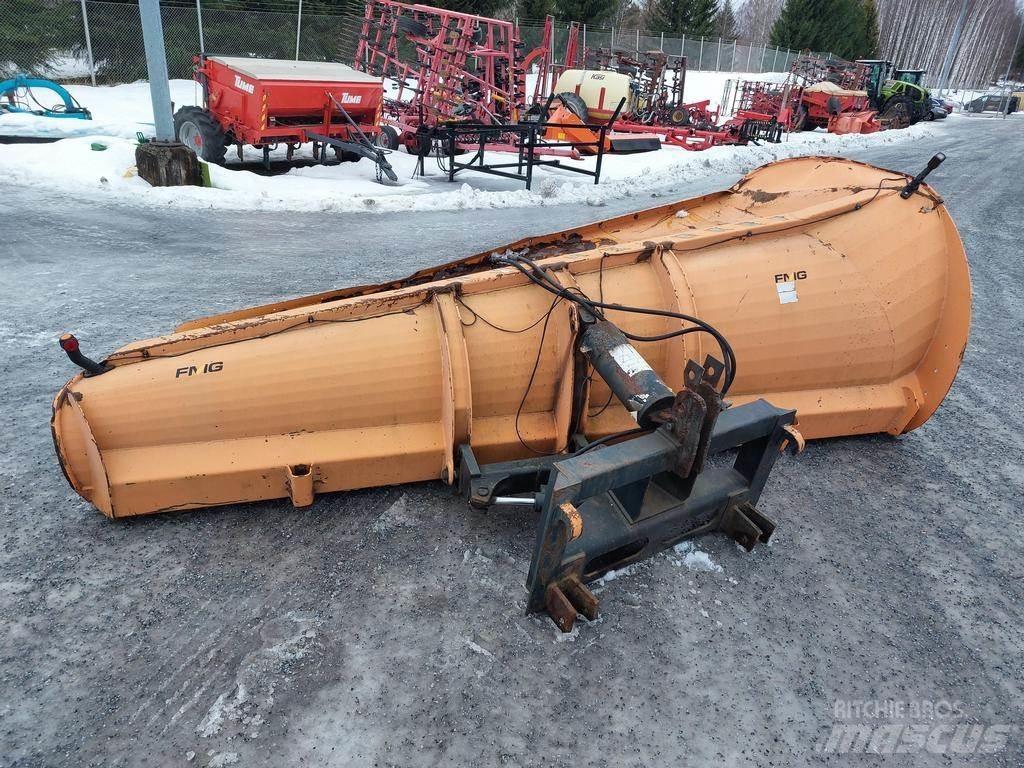 FMG AA380 Chasse neige