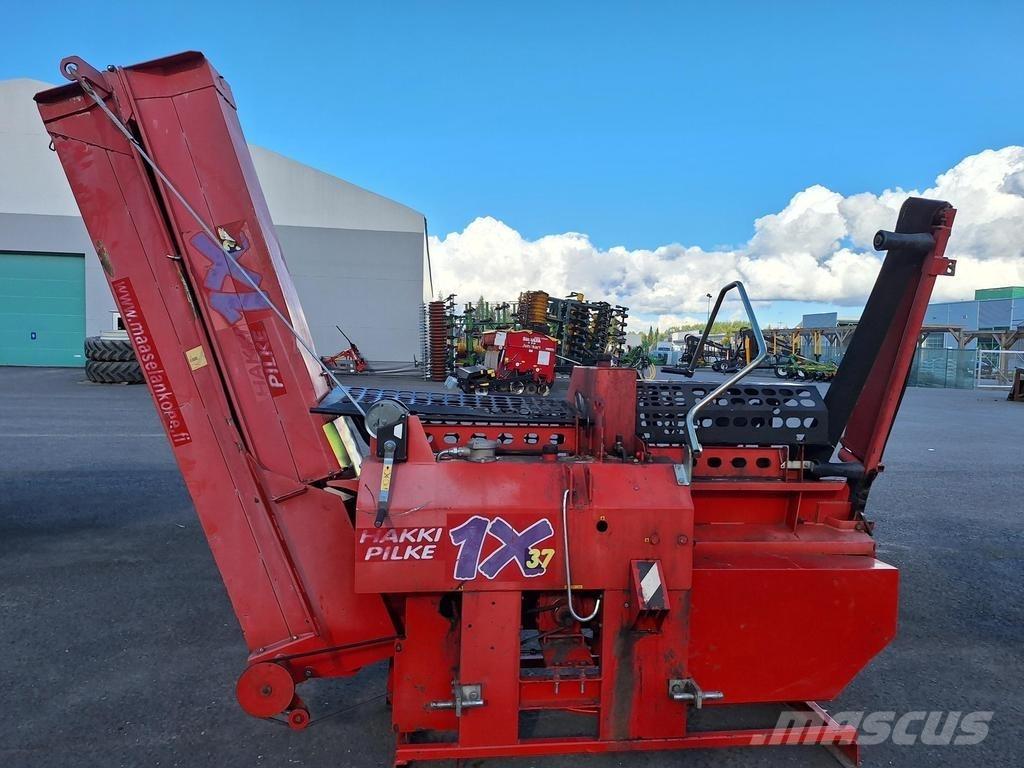 Hakki 1X Fendeuse, Scie