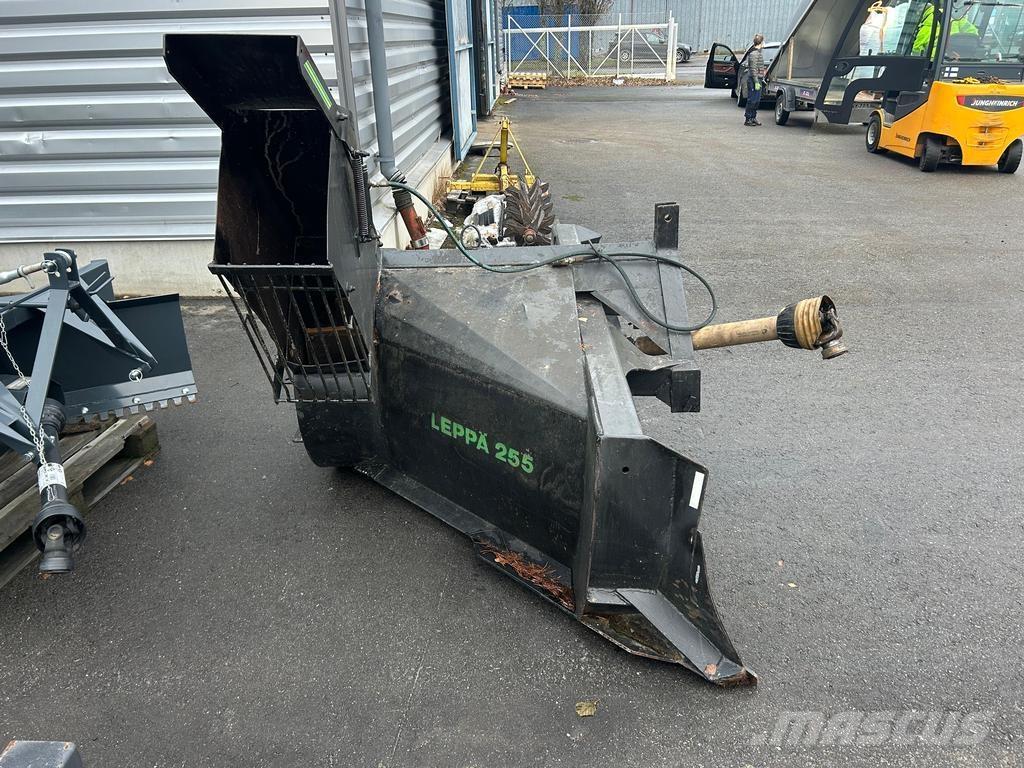 Leppä 255 Souffleuse à neige