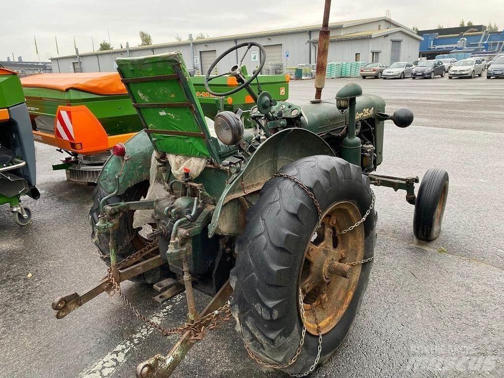 Zetor A25 Tracteur