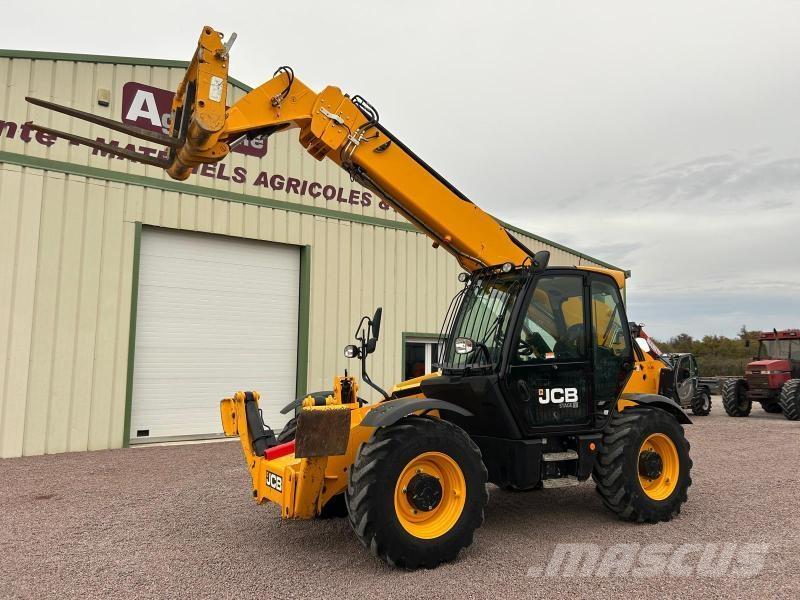 JCB 540-140 Chariot télescopique