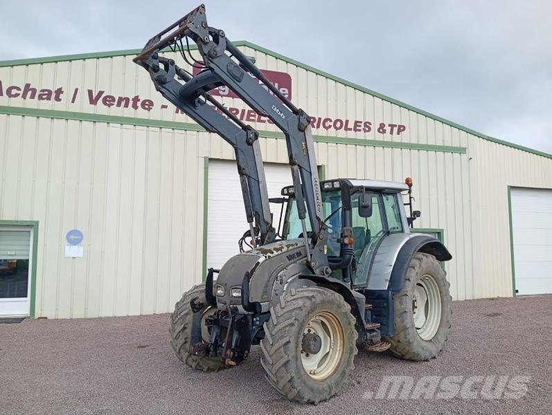 Valtra N122 Tracteur