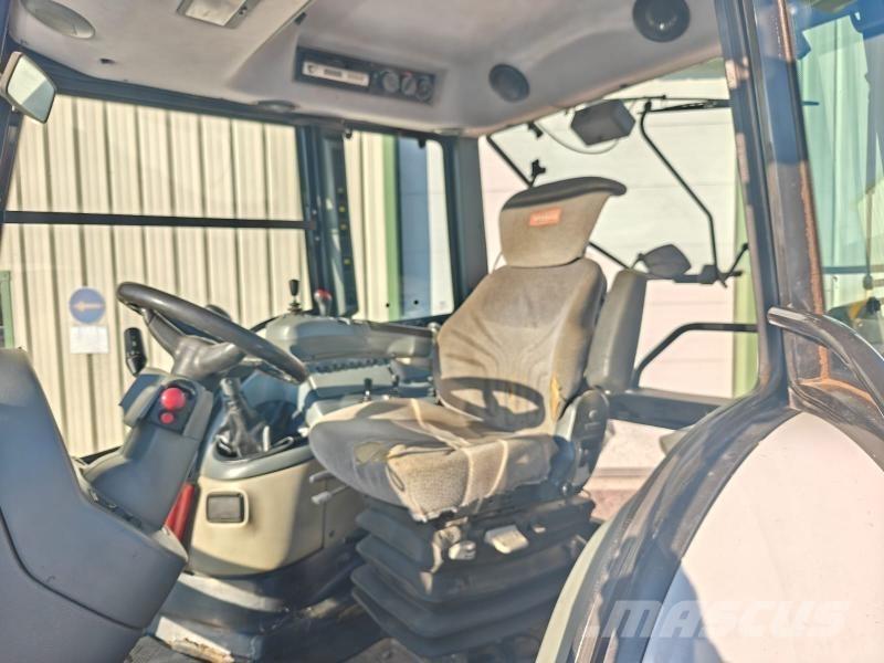 Valtra T120 Tracteur