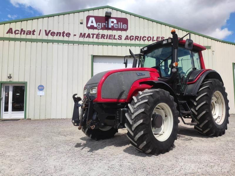 Valtra T151 Tracteur
