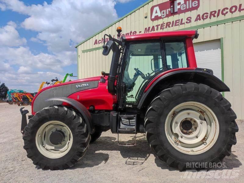 Valtra T151 Tracteur